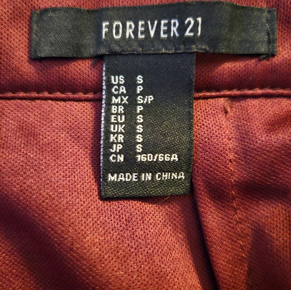 Forever 21 Burgundy Lace Lined Pencil Skirt Size Small Zip Closure - Picture 4 of 6